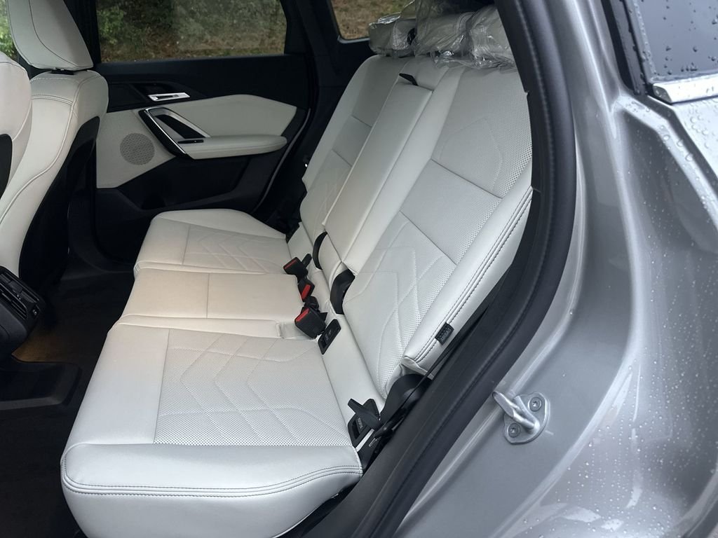 2026 BMW X1 28i - Photo 23