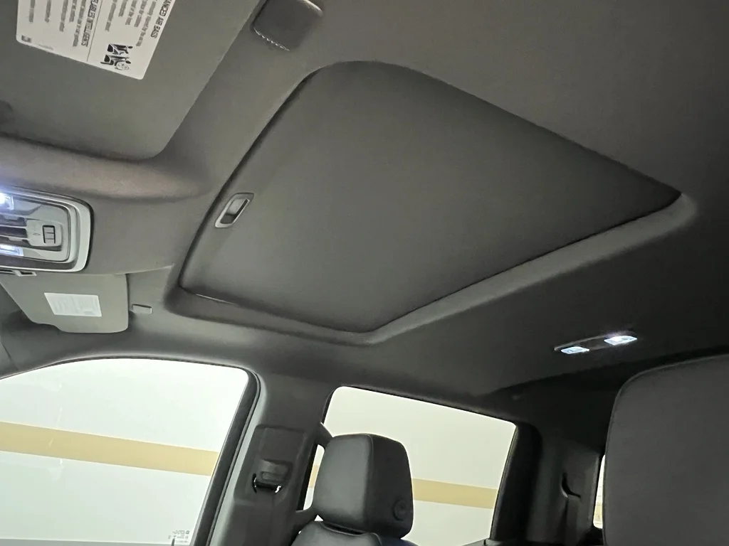 2026 GMC Sierra 1500 SLT - Photo 13