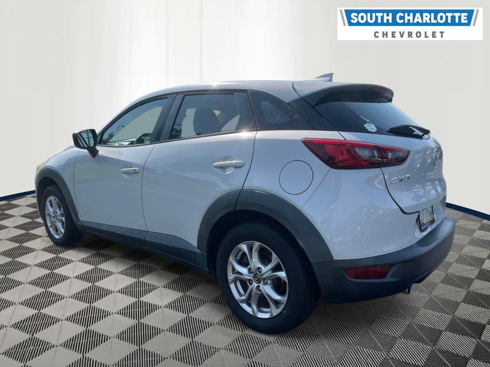 Used 2016 Silver Mazda Sport image 6
