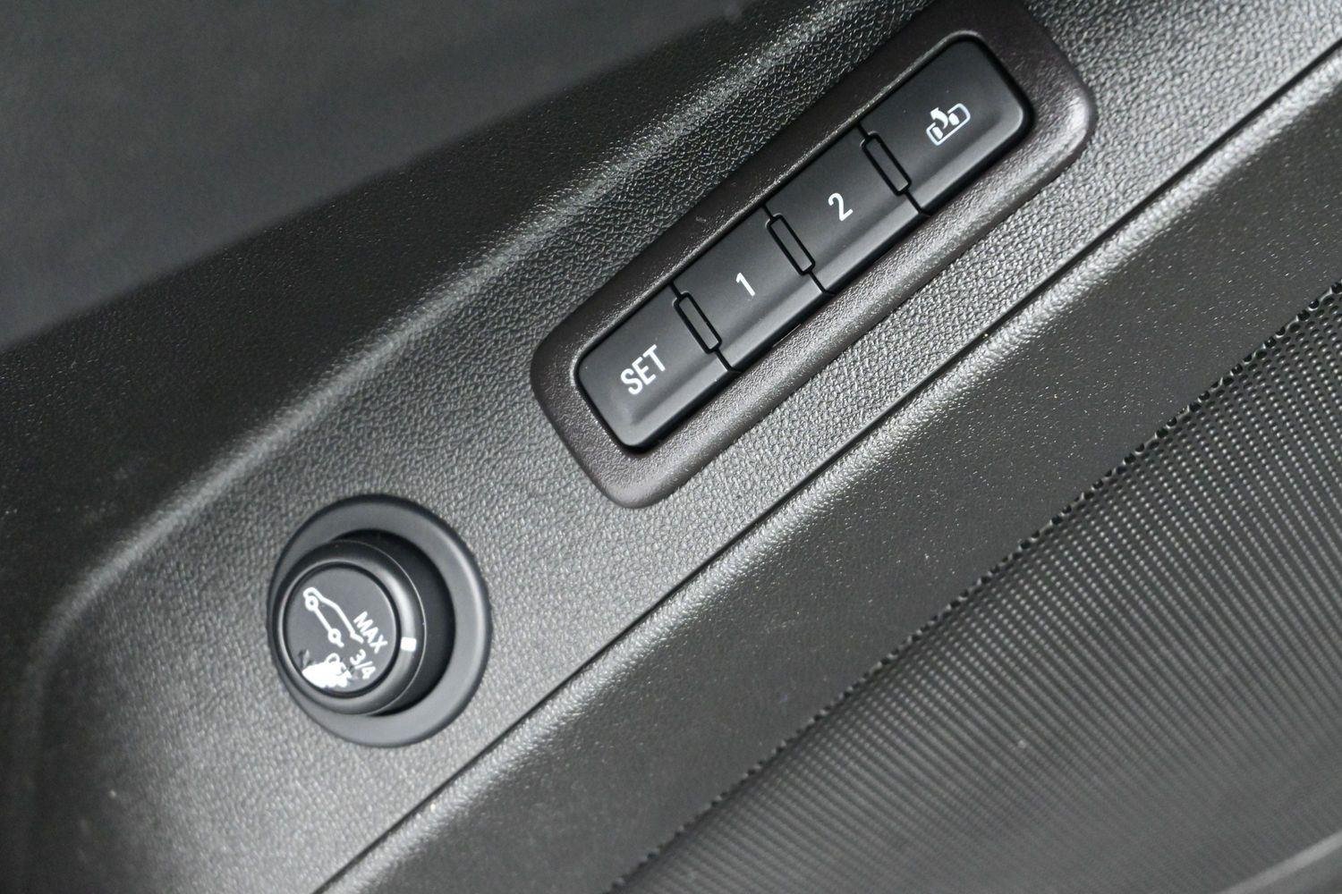 Used 2022 Iron Gray Metallic Chevrolet Premier image 14