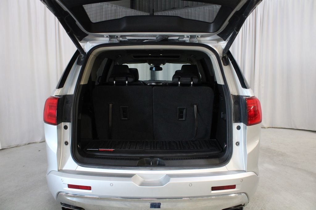 Used 2019 Silver GMC Denali image 34