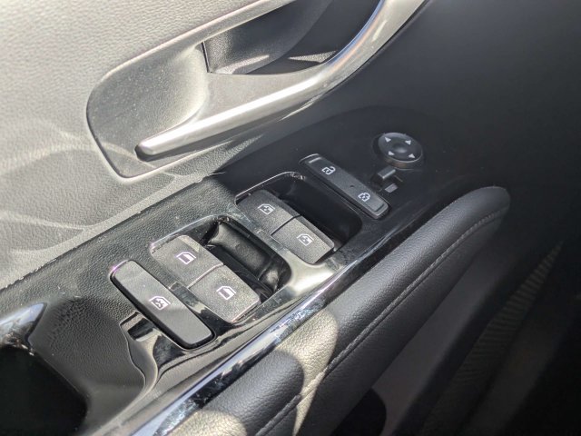 Used 2024 Blue Hyundai SEL Convenience image 26