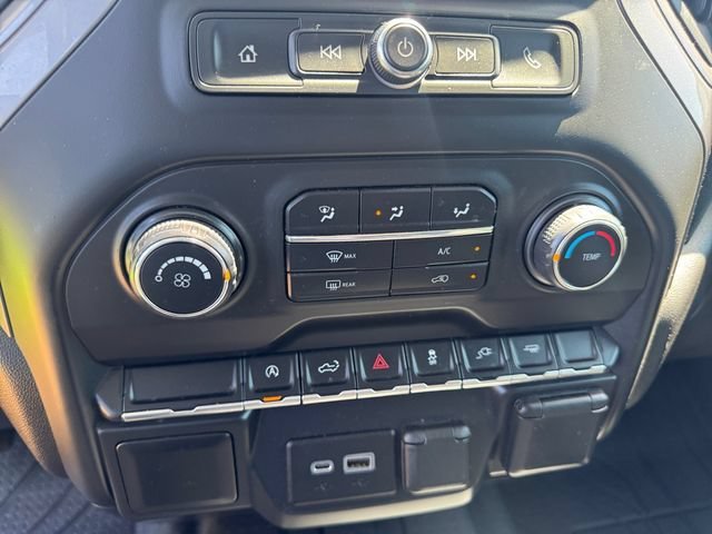 Used 2021 Shadow Gray Metallic Chevrolet Custom image 17