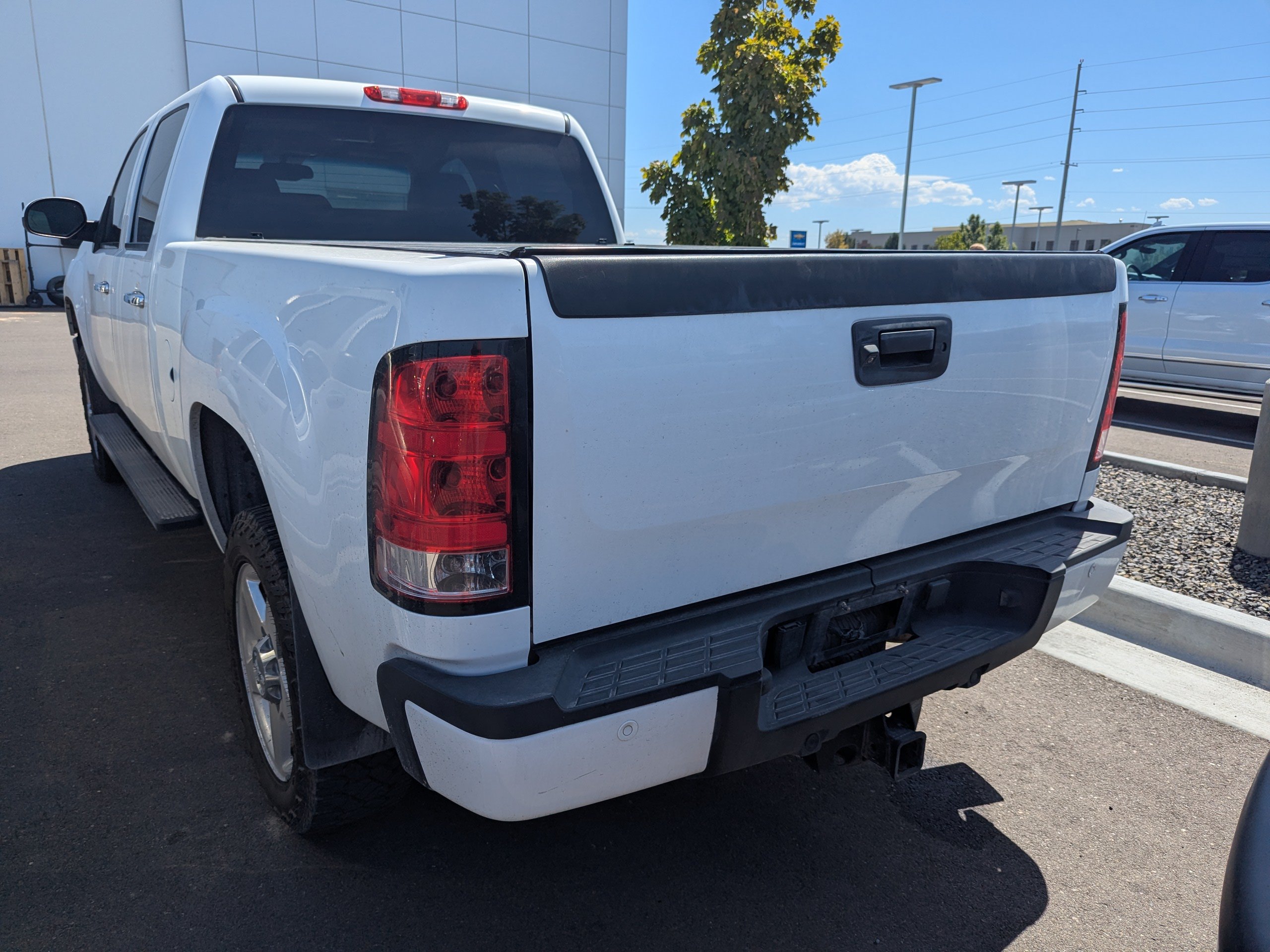 Used 2013 SUMMIT WHITE GMC Denali image 9
