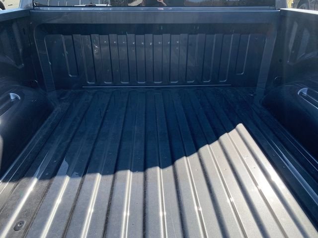 New 2026 Granite Crystal Metallic Clear-Coat Exterior Paint RAM Big Horn/Lone Star image 6