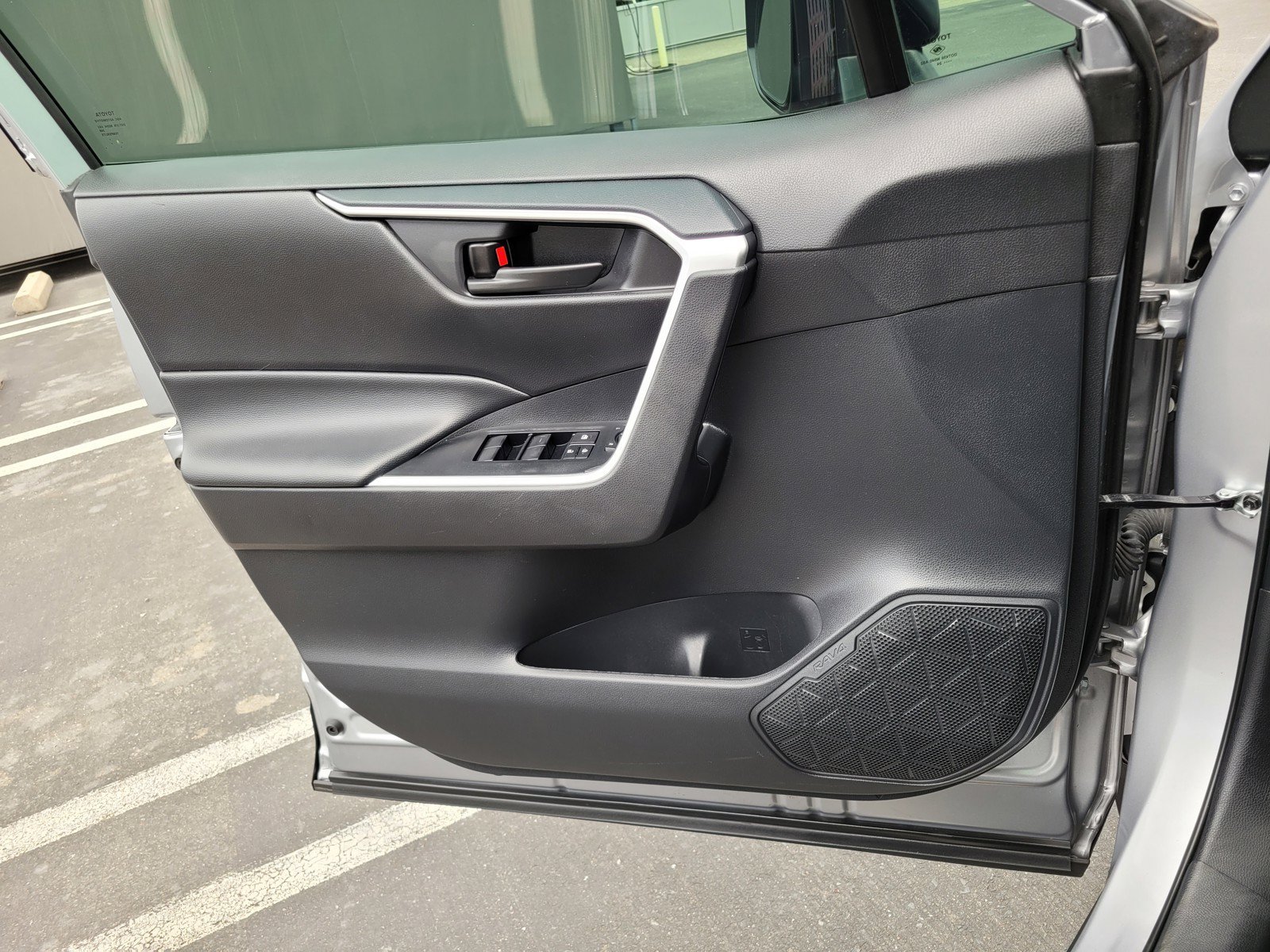 Used 2024 Silver Toyota Hybrid LE image 27