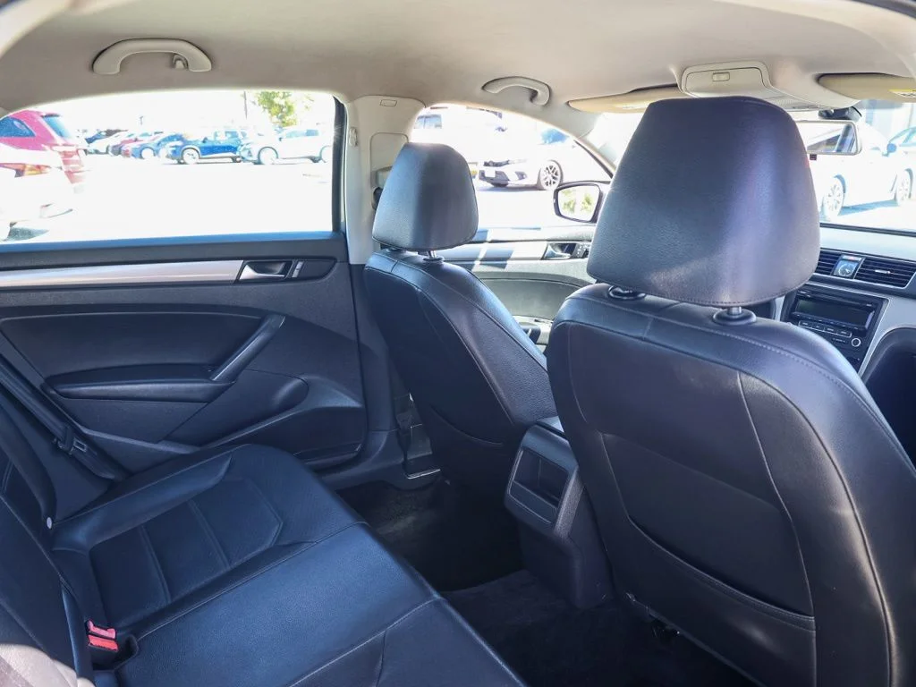 Used 2015 Gray Volkswagen 1.8T S image 15