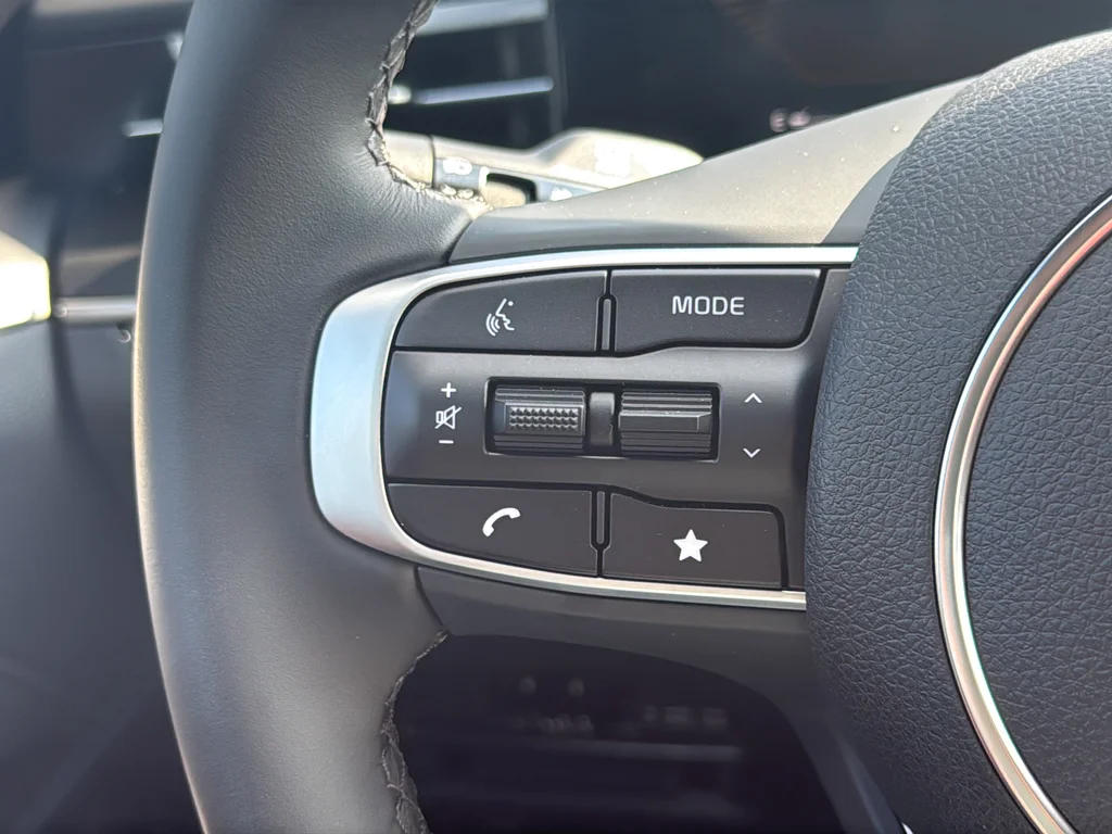 New 2026 Snow White Pearl Kia GT-Line image 16