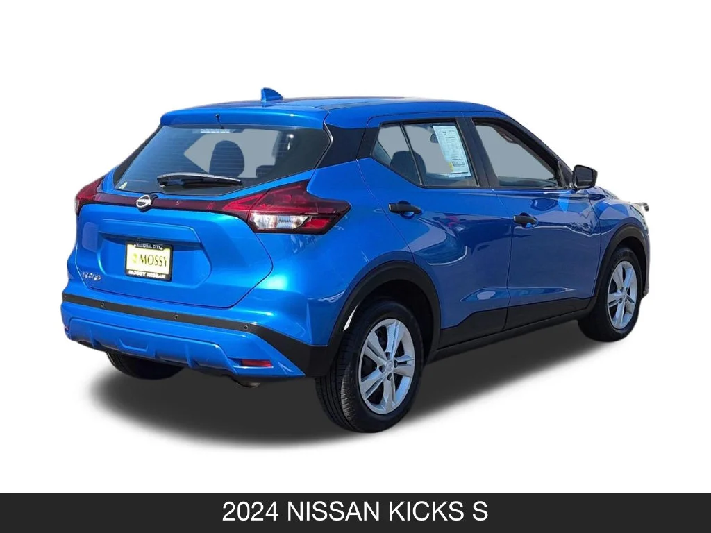Used 2024 Blue Nissan S image 9