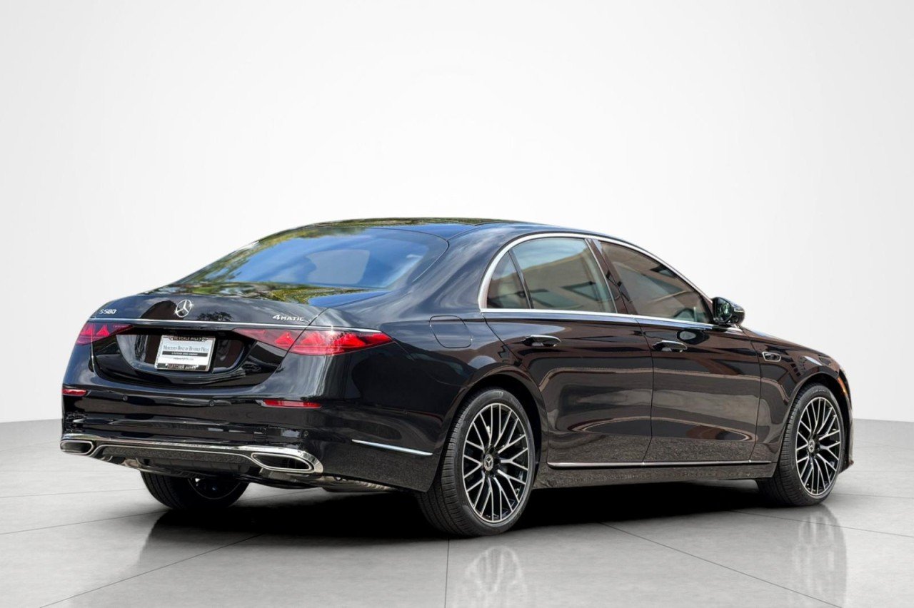 New 2027 Obsidian Black Metallic Mercedes-Benz S 580 4MATIC® Sedan image 5