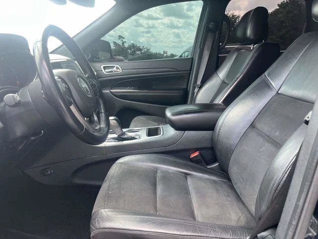Certified Used 2022 Black Jeep Laredo X image 22