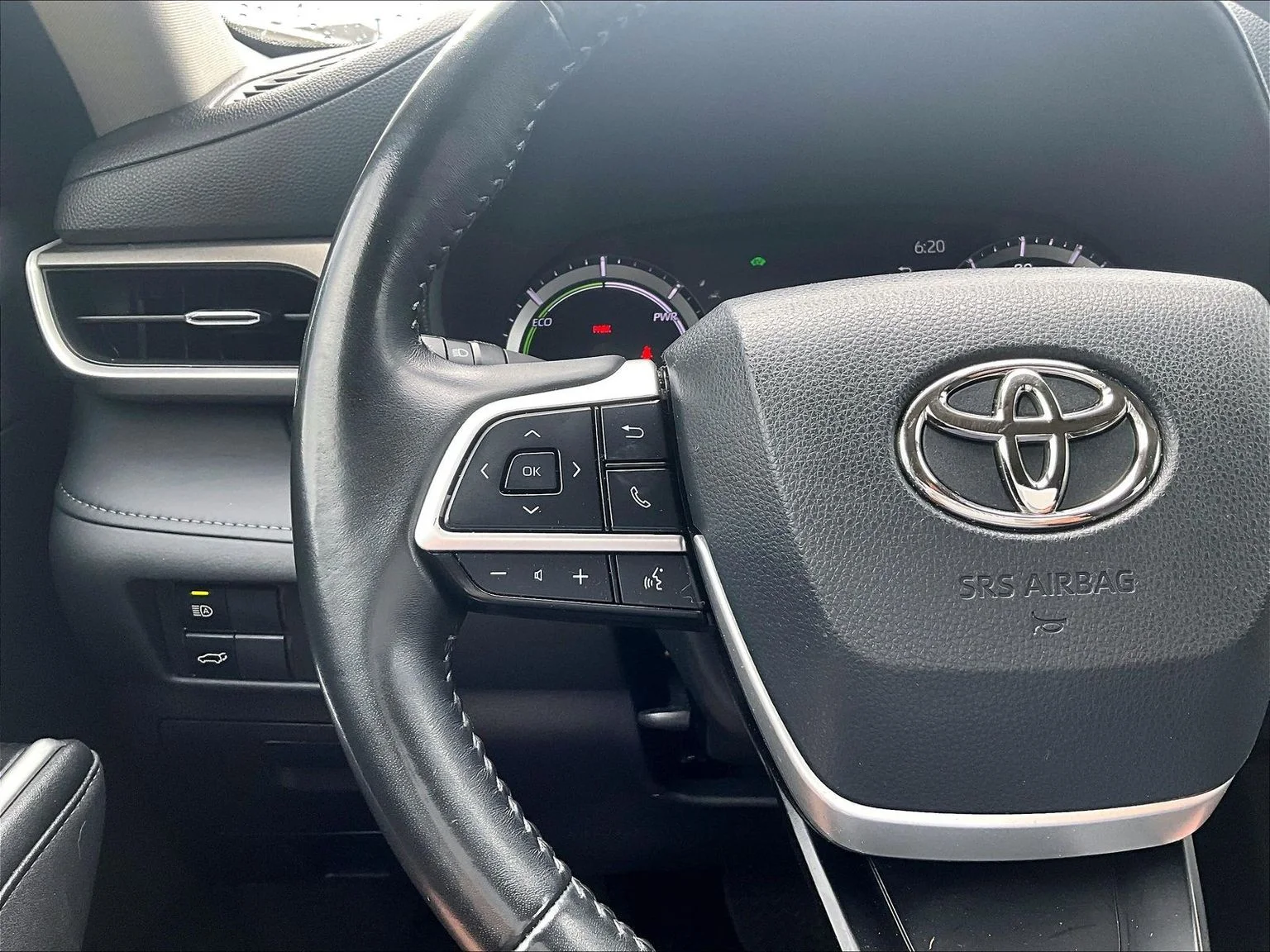 Used 2023 Black Toyota LE image 19