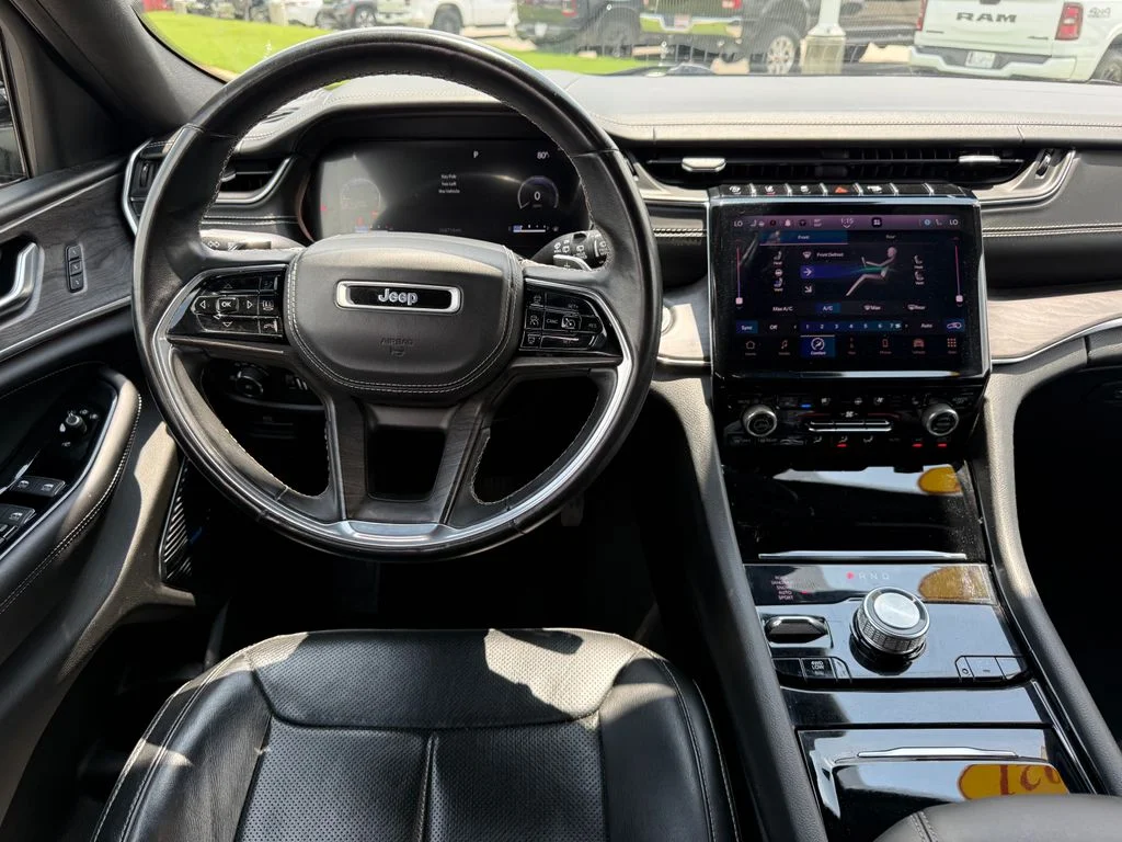 Used 2021 Black Jeep Overland image 8