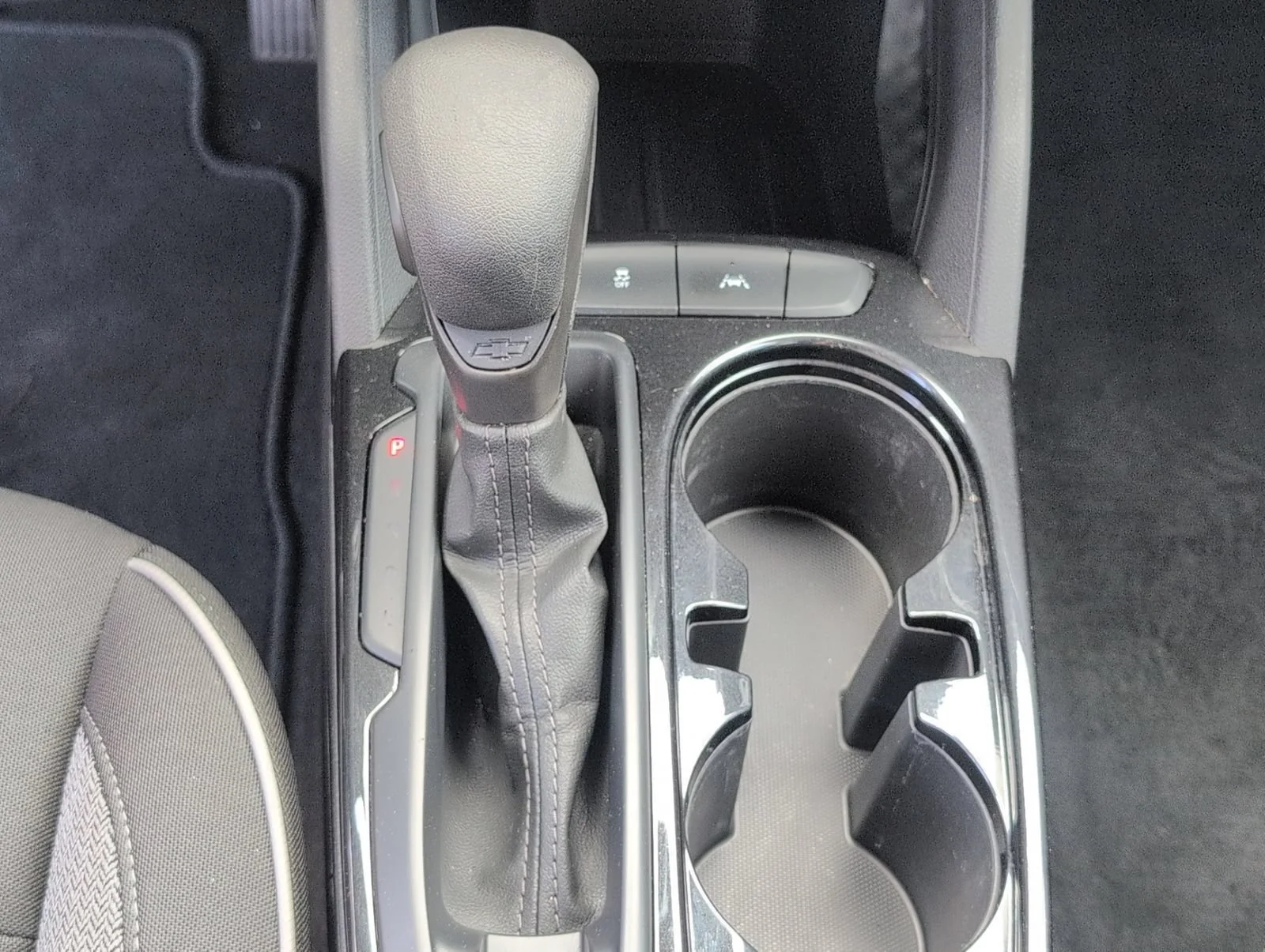 Used 2023 Summit White Chevrolet LT image 21