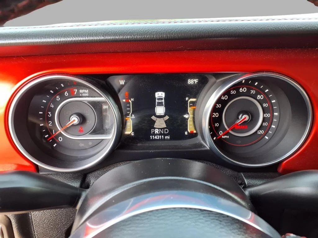 Certified Used 2020 Gray Jeep Rubicon image 16