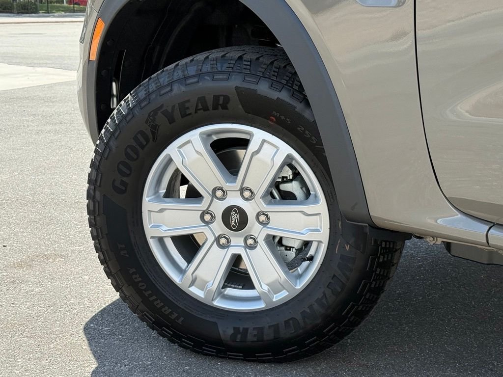 New 2026 Marsh Gray Ford XL image 15
