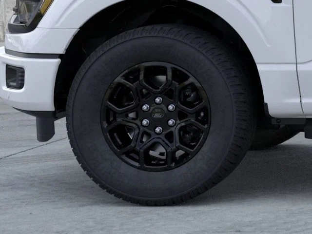 New 2026 Oxford White Ford XLT image 20