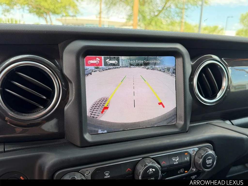 Used 2021  Jeep Unlimited Sahara Altitude image 26