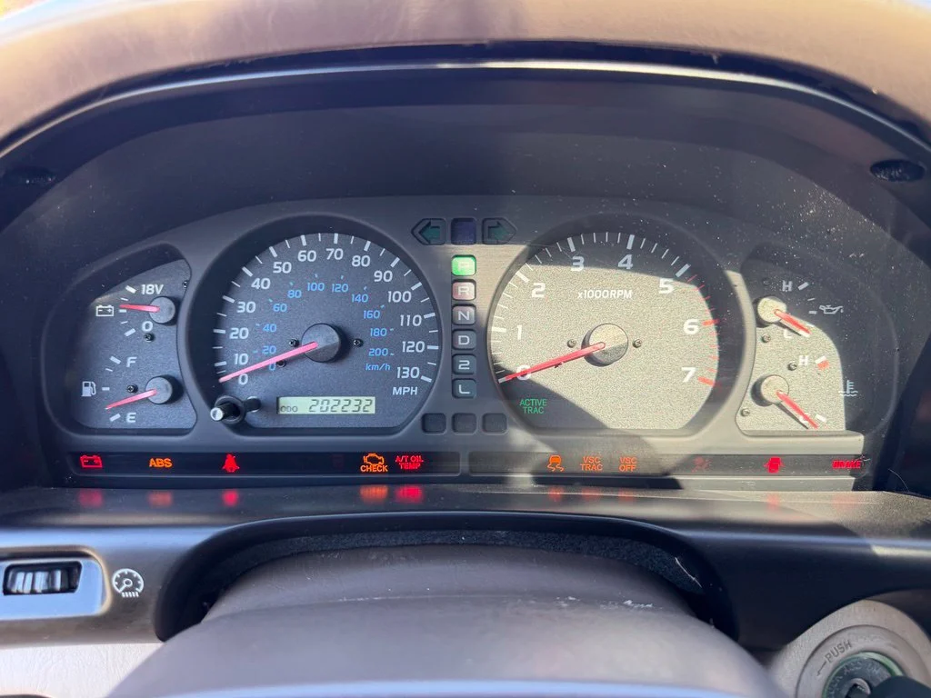 Used 2000 Black Toyota Base image 19