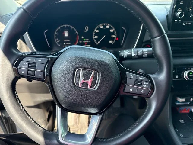 Used 2025 Gray Honda Touring image 9