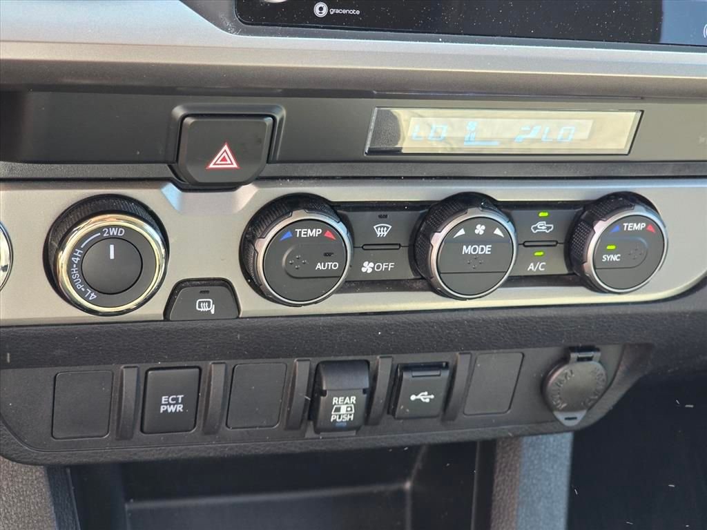 Used 2023 Blue Toyota SR5 image 17