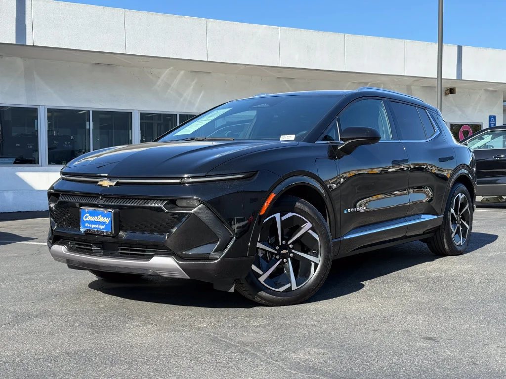Used 2024 Chevrolet Equinox EV LT with VIN 3GN7DLRP1RS288886 for sale in Phoenix, AZ
