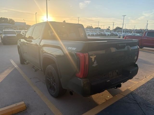 Used 2022 Green Toyota SR5 image 4
