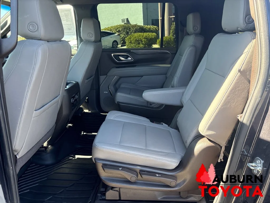 Used 2024 Dark Ash Metallic Chevrolet Z71 image 18