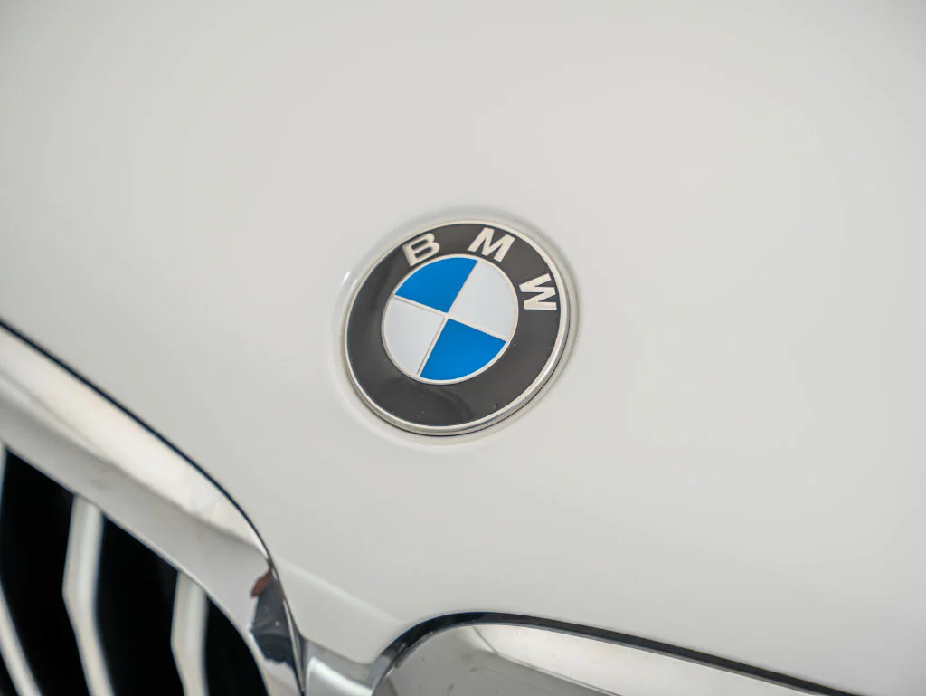 Used 2022 Alpine White BMW xDrive40i image 11