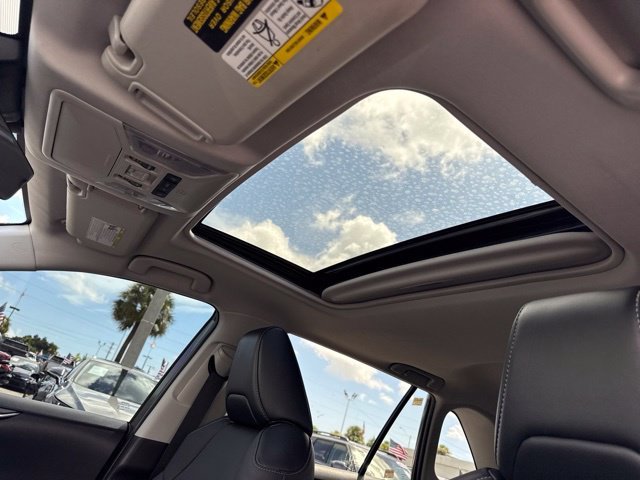 Used 2022 Gray Toyota XLE Premium image 3