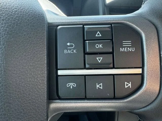 2025 Ford F-150 Lightning Flash - Photo 19
