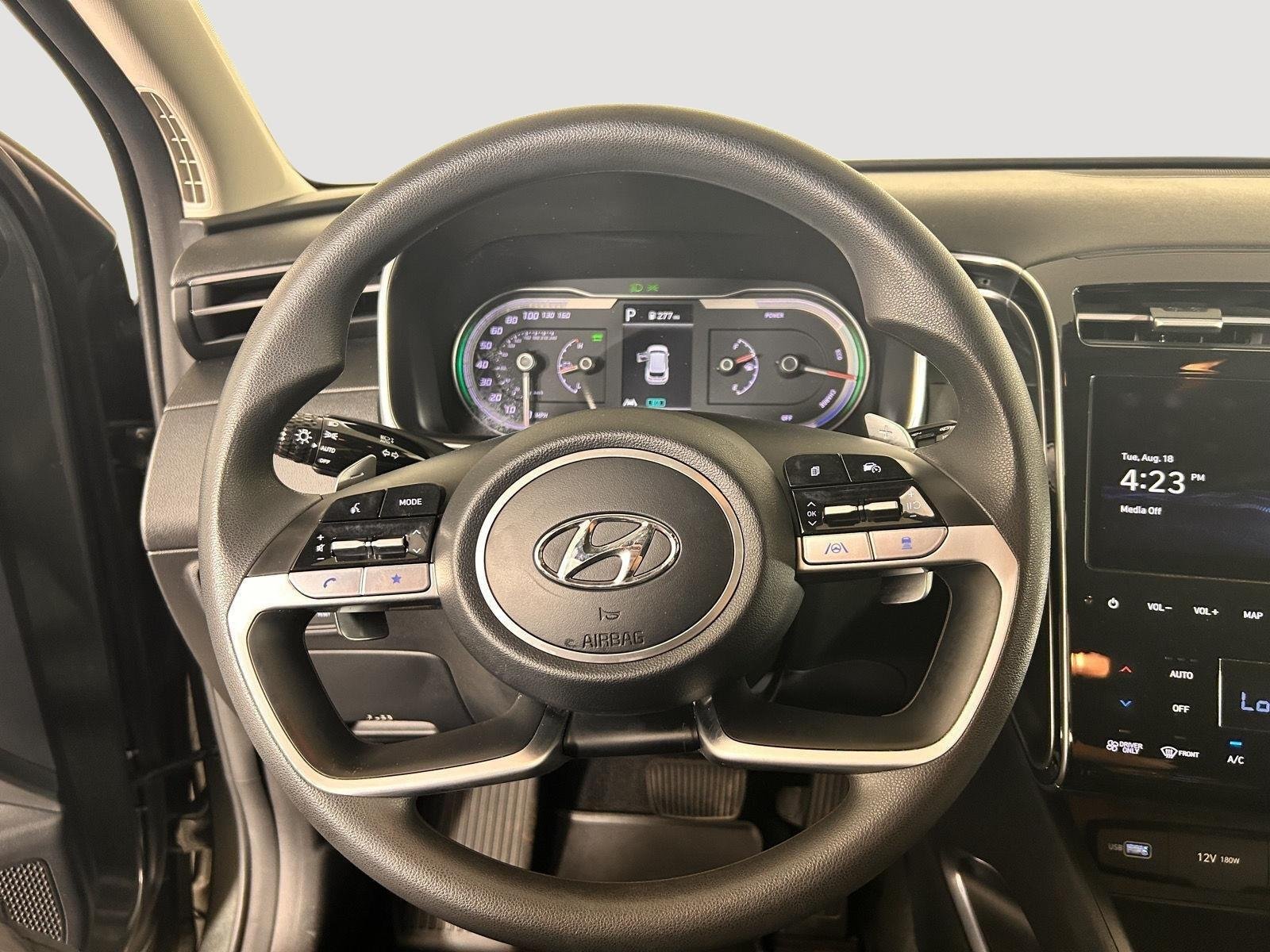 Used 2024 Shimmering Silver Hyundai Blue image 15