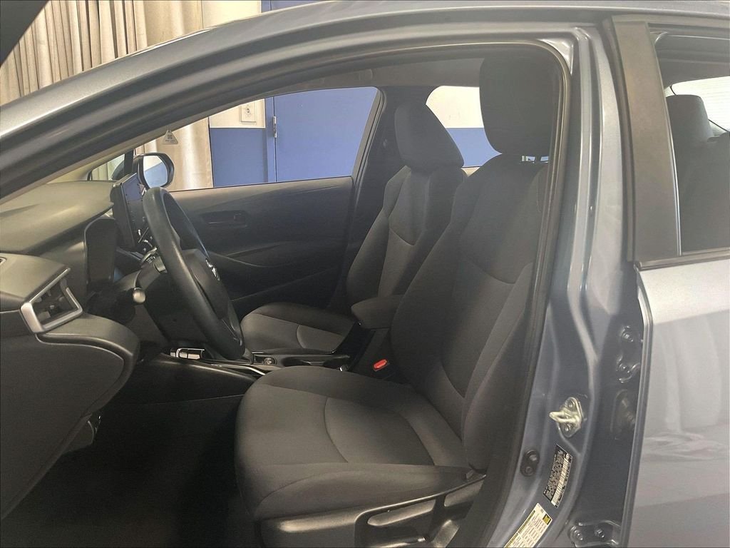 Used 2022 Gray Toyota LE image 10