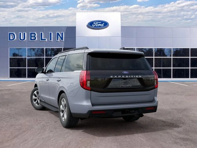 New 2027 Glacier Gray Metallic Tri-Coat Ford Active image 9