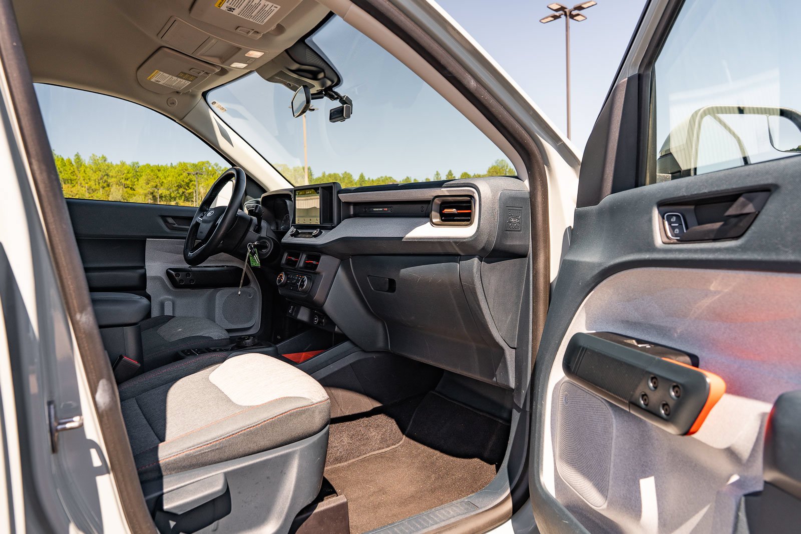Used 2023 Green Ford XLT image 11
