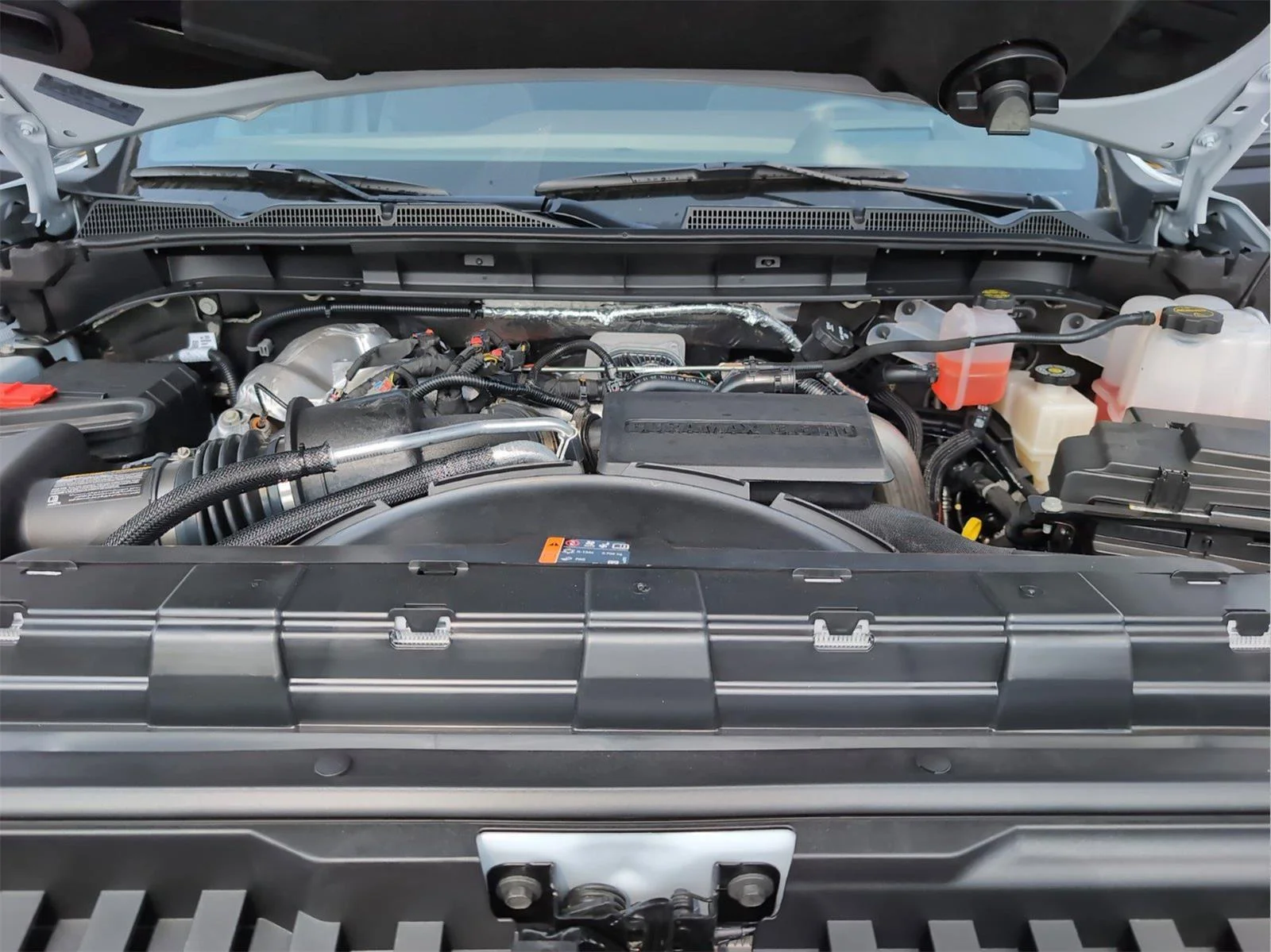 New 2026 Glacier White Tricoat GMC Denali image 29