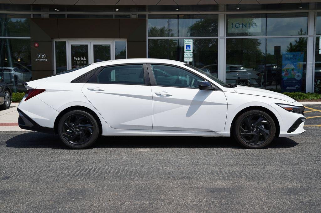 New 2026 Serenity White Pearl Hyundai SEL Sport image 3