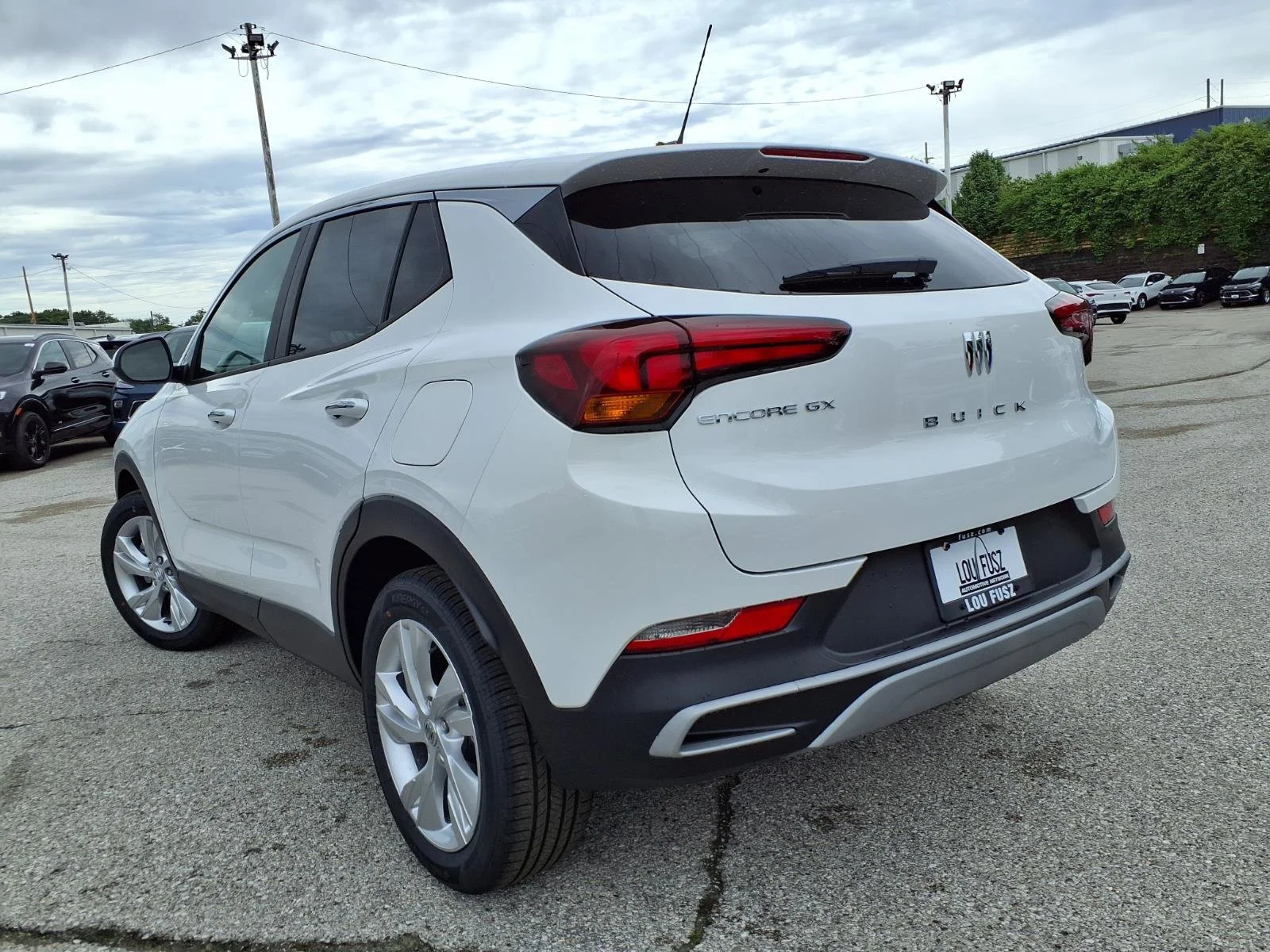 New 2026 Summit White Buick Preferred image 21