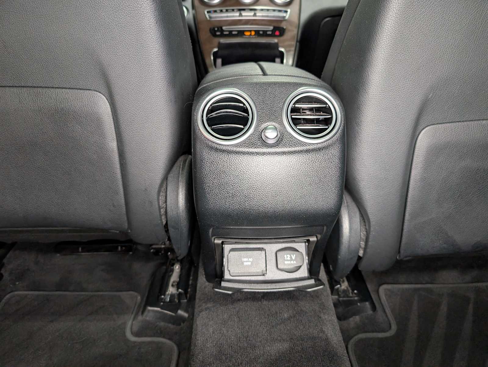 Used 2018 Selenite Grey Metallic Mercedes-Benz GLC 300 image 21