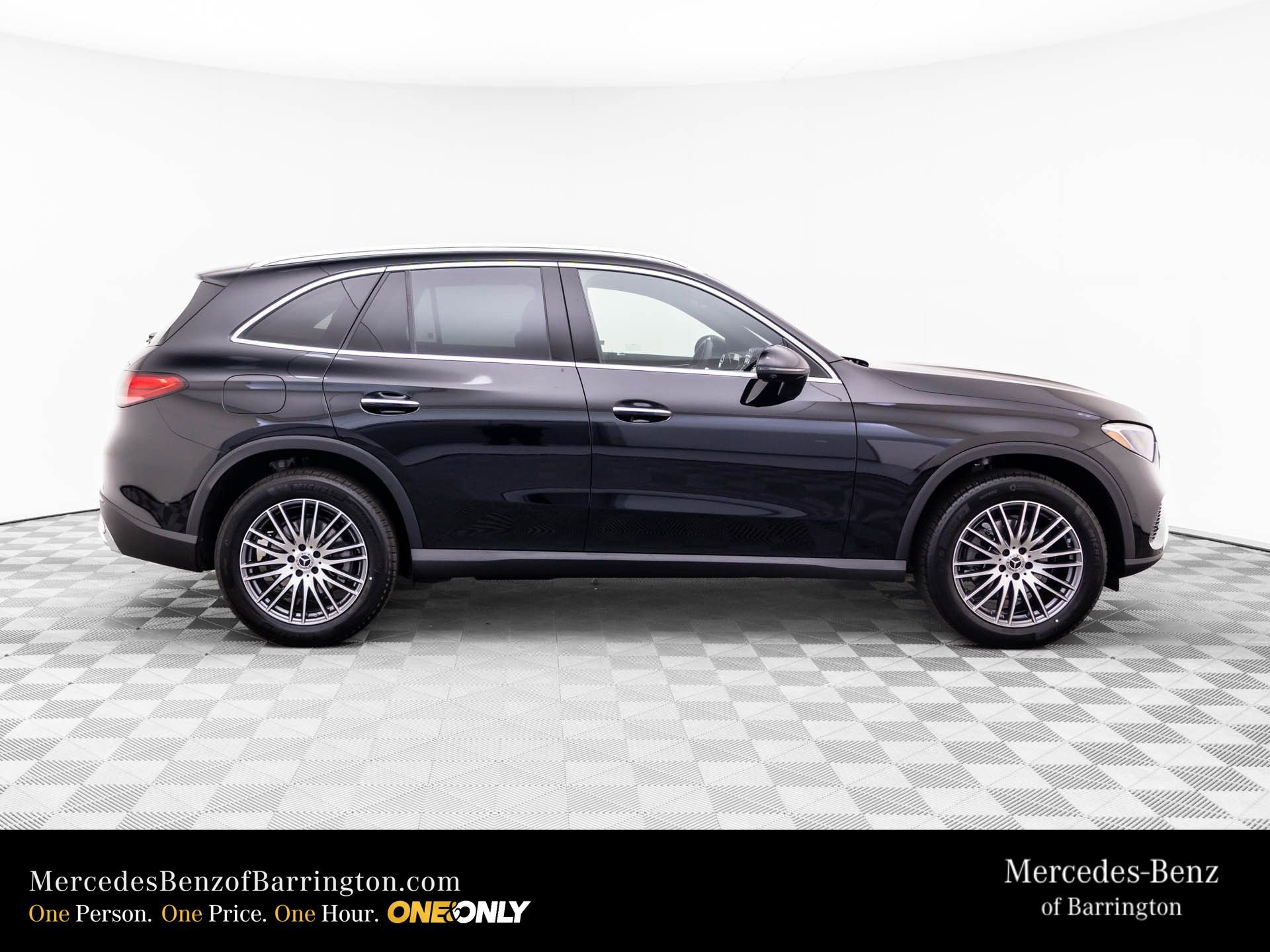 New 2026 Black Mercedes-Benz GLC 300 image 51