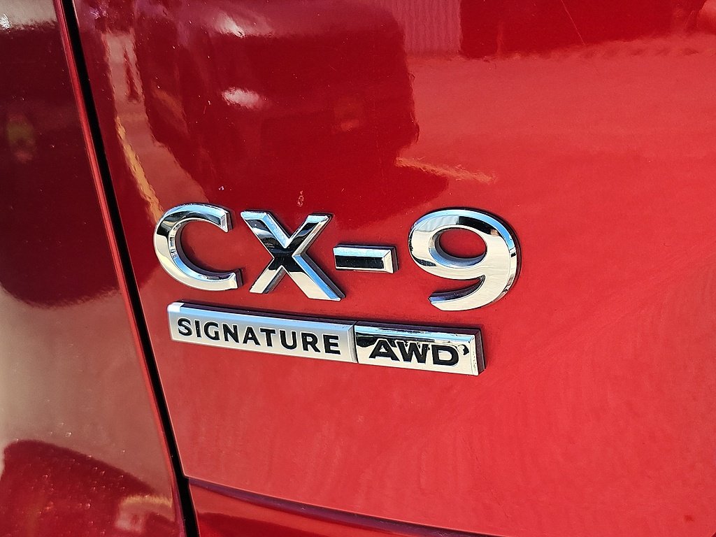 Used 2023 Soul Red Crystal Metallic Mazda Signature image 11