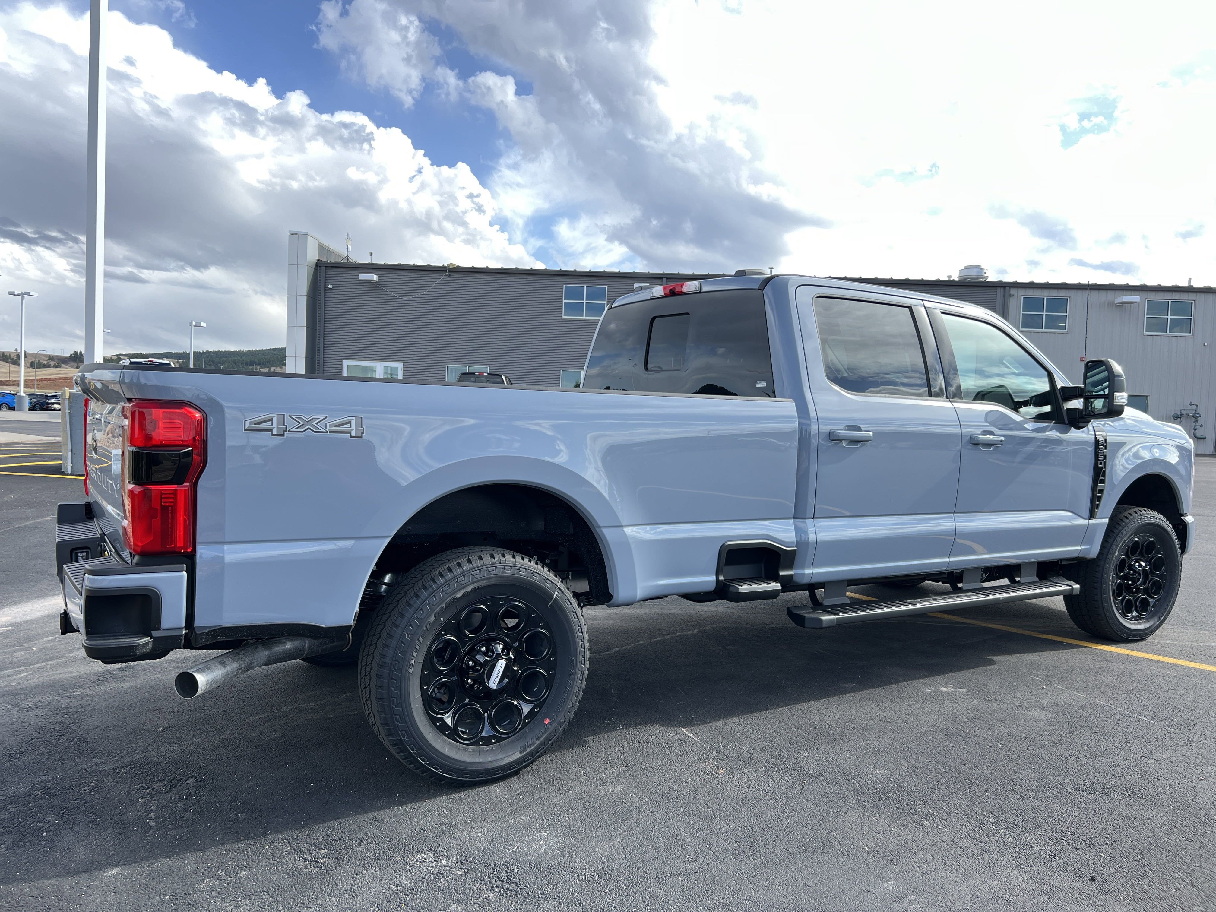 2025 Ford F-350 Super Duty Lariat - Photo 10