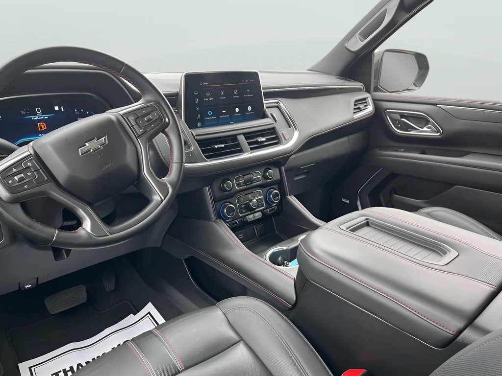 2023 Chevrolet Suburban RST - Photo 12