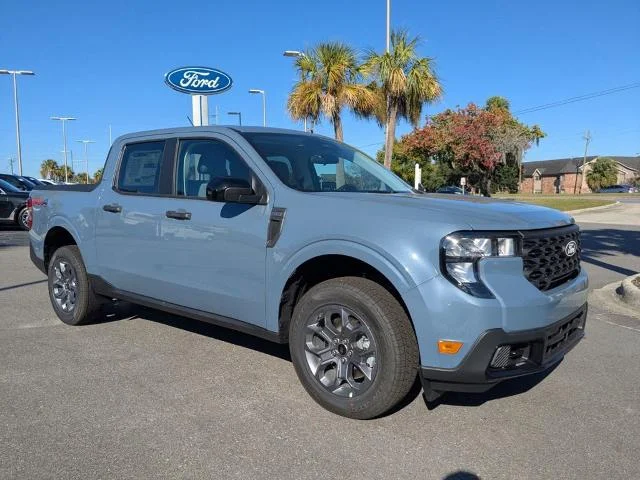 New 2025 Azure Gray Metallic Tri-Coat Ford XLT image 33