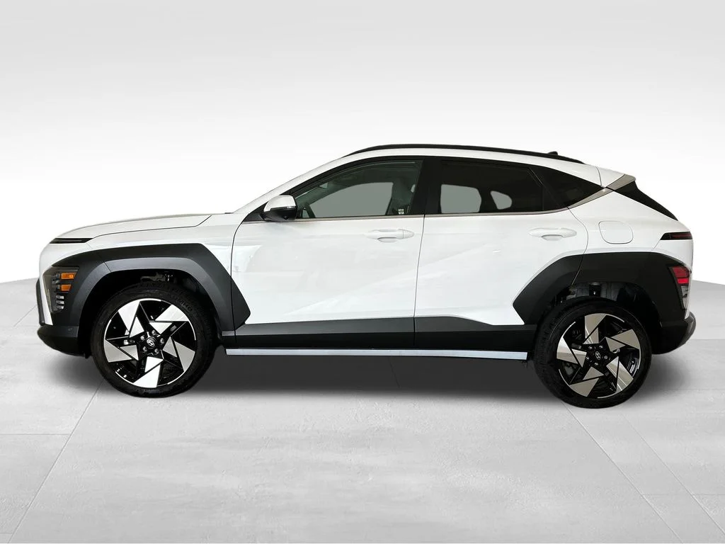 Used 2024 White Hyundai Limited image 2