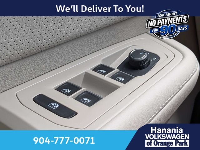 Used 2026  Volkswagen 2.0T SE w/Technology image 29