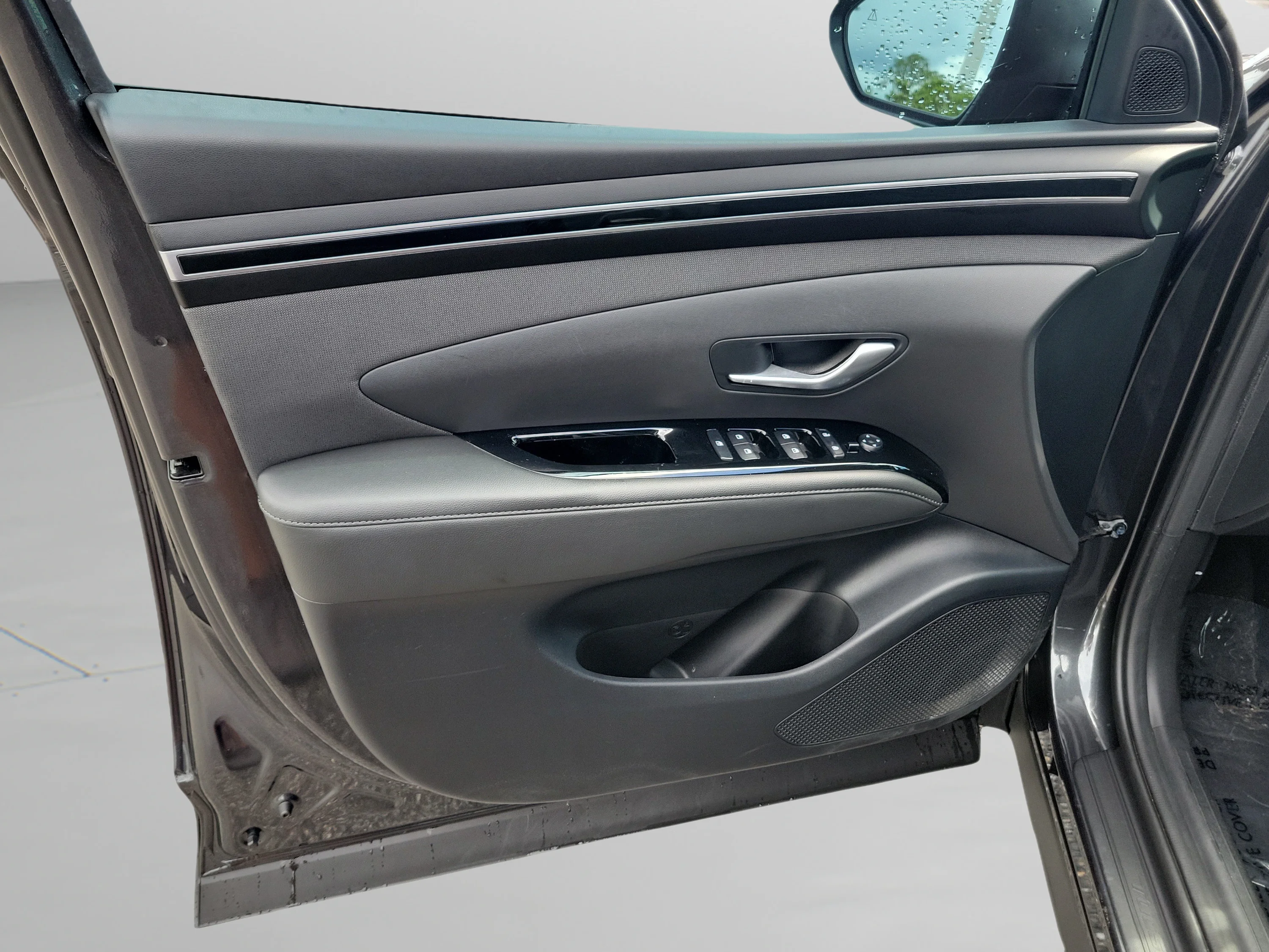 Used 2022 Portofino Gray Hyundai SEL image 19