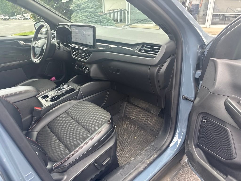 Used 2024 Vapor Blue Ford ST-Line Select image 7