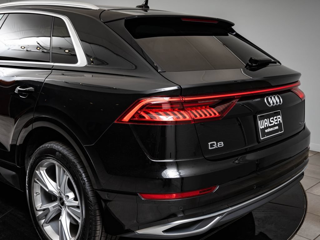 Used 2022 Mythos Black Metallic Audi 55 Premium Plus image 9