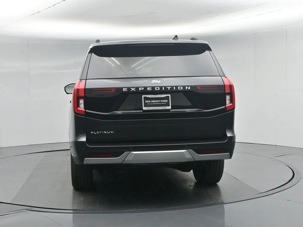 Certified Used 2025 Gray Ford Platinum image 35